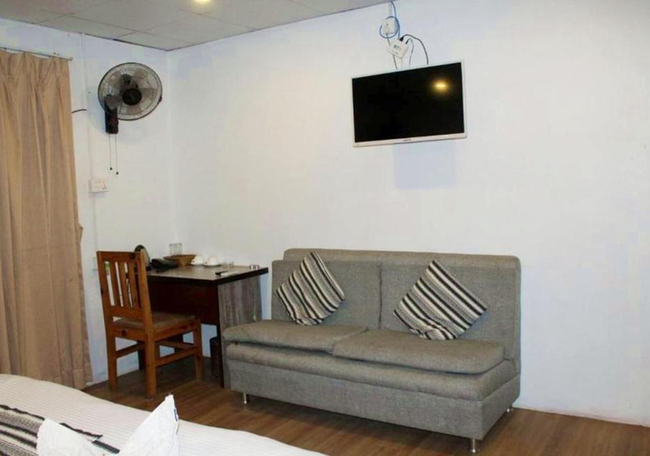 The Glasshouse Hotel Kawasoti Esterno foto